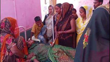 पुवायां: करंट की चपेट में आने से मासूम बच्ची की दर्दनाक मौत, चचेरा भाई और मां गंभीर रूप से घायल, बंडा थाना क्षेत्र का मामला