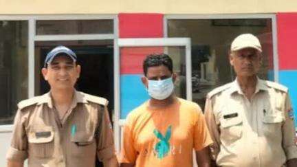 नारासन: मंगलौर से पुलिस ने फरार चल रहे एक वारंटी को किया गिरफ्तार, शराब की तस्करी के आरोप में था फरार