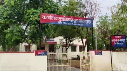 मालपुरा: लाम्बाहरिसिंह थाना पुलिस ने गश्त के दौरान काटोली मोड़ से एक कार व 2.86 किलो अवैध डोडा चूरा किया ज़ब्त