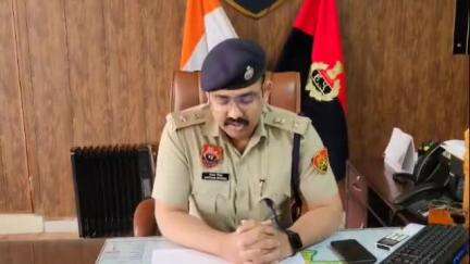 झज्जर: बहादुरगढ़ में महिला से सोने के कंगन छीने, तीन अज्ञात लड़कों ने दिया वारदात को अंजाम