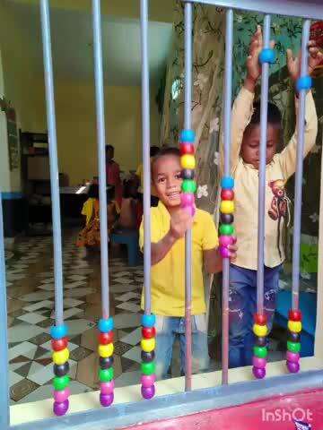 नगरी: ग्राम बनरौद में कमार बच्चों के लिए विभिन्न योजनाओं के अभिसरण से बना सर्वसुविधायुक्त और आकर्षक आंगनबाड़ी भवन
