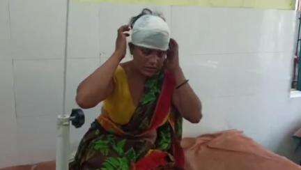 राठ: राठ क्षेत्र के कैथी गांव में घायल महिला न्याय के लिए 5 दिनों से भटक रही, दो लोगों ने लाठी-डंडों से की थी मारपीट
