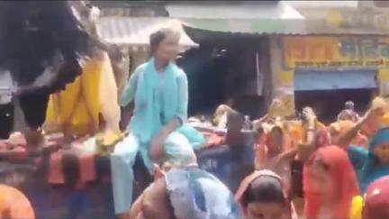 नारनौल: महेंद्रगढ़ में शनिदेव महाराज जन्मोत्सव पर शहर के मुख्य मार्गों से निकाली गई शोभायात्रा