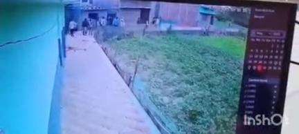 बलिया: आमडरिया गांव में युवक ने अपने शरीर पर पेट्रोल डालकर आग लगाकर आत्महत्या का प्रयास किया