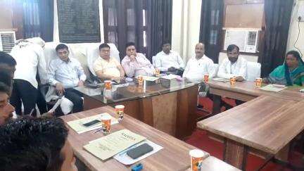 जसवंतनगर: नगर पालिका सभागार में हुई बोर्ड की बैठक में फिर से विवाद, सभासदों ने विकास कार्यों में मनमानी का आरोप लगाया
