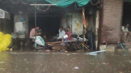 बुरहानपुर नगर: बुरहानपुर: बुधवारा और शनवारा क्षेत्र में जल जमाव से बने हालात