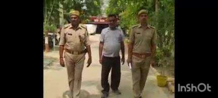 बलिया: फेफना थाने की पुलिस ने डुमरी और जगदीशपुर स्थित घरों पर दबिश देकर दो वारंटियों को किया गिरफ्तार