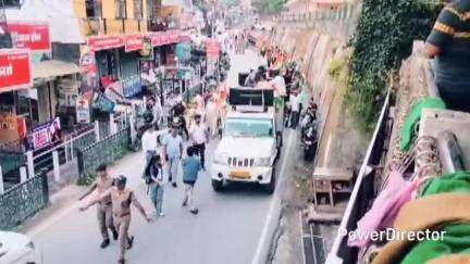 नैनीताल: ऑपरेशन सिंदूर की सफलता पर नगर पालिका मैदान से नैनीताल रोड चौराहे तक निकाली गई तिरंगा शौर्य सम्मान यात्रा