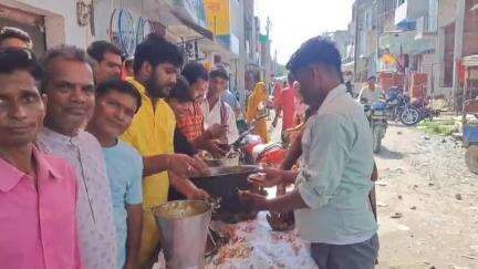 शाहबाद: शाहाबाद नगर के एक दर्जन से अधिक स्थानों पर ज्येष्ठ माह के तीसरे मंगल को भंडारों का आयोजन संपन्न