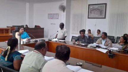 ಚಾಮರಾಜನಗರ: ಮಕ್ಕಳ ಗ್ರಾಮಸಭೆಗಳ ಬಗ್ಗೆ ಕ್ಷೇತ್ರ ಭೇಟಿ ನೀಡಿ ಪರಿಶೀಲಿಸುವಂತೆ : ನಗರದಲ್ಲಿ ಜಿಲ್ಲಾಧಿಕಾರಿ ಶಿಲ್ಪಾ ನಾಗ್ ಸೂಚನೆ