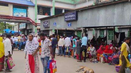 বারাসাত ১: চোখ রাঙাচ্ছে করোনা ভাইরাস, সচেতন হওয়ার বার্তা দিলেন বারাসাত মেডিক্যাল কলেজ ও হাসপাতালের সুপার