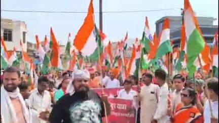 कोटड़ी: कोटड़ी में सेना के सम्मान में नारी शक्ति ने निकाली तिरंगा यात्रा, जिलाध्यक्ष मेवाड़ा व विधायक मीणा रहे मौजूद