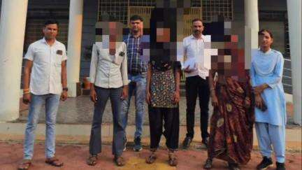 लटेरी: लटेरी पुलिस ने लापता हुई नाबालिग लड़की को किया दस्तयाब, परिजनों को किया सुपुर्द