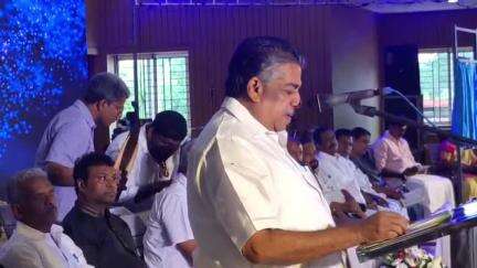 ചാലക്കുടി: കലാഭവൻ മണി സ്മാരക നാടൻ കലാപഠന ഗവേഷണ കേന്ദ്രം നിർമാണോദ്ഘാടനം മന്ത്രി സജി ചെറിയാൻ ടൗൺഹാളിൽ നിർവഹിച്ചു