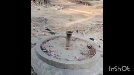 महसी: रामपुर धोबियाहार बाजार में लंबे समय से खराब पड़ा हैंड पंप, भीषण गर्मी में पानी नहीं मिल रहा, स्थानीय परेशान