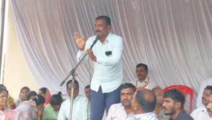 राहुरी: बारागाव नांदूर मधील भगव्या झेंड्याच्या प्रश्नाबाबत वादग्रस्त होणारी ग्रामसभा पार पडली खेळीमेळीत