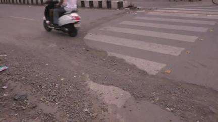 બારડોલી: બારડોલી-પલસાણા રોડ રિસર્ફેસિંગમાં બેદરકારી: નવા રસ્તાનું ખોદકામ, સરકારી નાણાંનો દુર્વ્યય # jansamasya