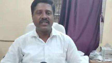 కరోనా జాగ్రత్తలను తూచా తప్పక పాటించాలి నగరపాలక సంస్థ  ప్రజా ఆరోగ్య విభాగం అధికారి డాక్టర్ లోకేష్