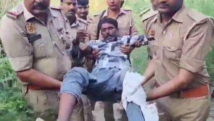 फतेहपुर: जयचंद्रपुर मार्ग पर गैंगेस्टर के अपराधी से मुठभेड़, मोहम्म हाफिज के पैर में लगी गोली, गौकशी उपकरण बरामद