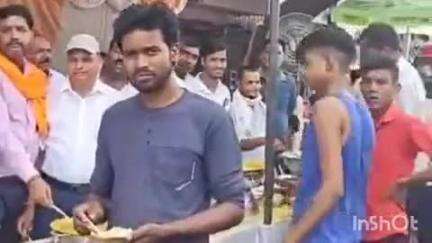 निघासन: निघासन कस्बे में स्थित हनुमानगढ़ी मंदिर पर भाजपा विधायक ने जेष्ठ माह के तीसरे बड़े मंगलवार को कराया विशाल भंडारा