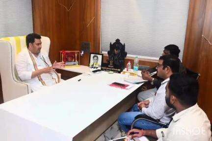 कोपरगाव: शहराला पाणीपुरवठा करणारा साठवण तलाव क्रमांक ३ व ४ काँक्रीट करण्याच्या आ.काळेंकडून नगरपालिका अधिकाऱ्यांना सूचना