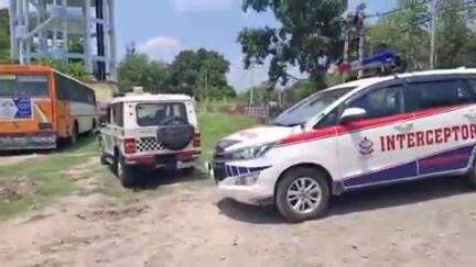 रुद्रपुर: रुद्रपुर में यातायात पुलिस और सीपीयू ने बिना कागजात के चल रहे ई-रिक्शा पर की कार्रवाई, 10 सीज, 40 का चालान