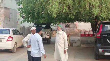 रतनगढ़: रतनगढ़ में खड़े ट्रक से नीचे गिरने के बाद डीडवाना निवासी व्यक्ति की हुई मौत, पुलिस ने शव का कराया पोस्टमार्टम