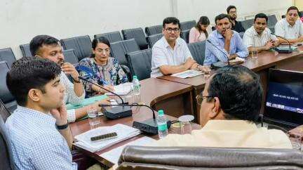 रेवाड़ी: रेवाड़ी: योग दिवस प्रशिक्षण शेड्यूल के अनुसार दिया जाए - डीसी