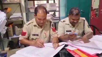 अंबिकापुर: बतौली थाना पुलिस को मिली सफलता, गुमशुदा बालिका को दिल्ली से बरामद कर सकुशल परिजनों को सौंपी गई