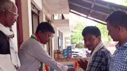 बेल्थरा रोड: बेल्थरारोड में कांग्रेस ने प्रथम प्रधानमंत्री पंडित नेहरू की पुण्यतिथि मनाई
