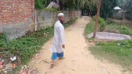 সোনামুড়া: ব্ল্যাকমেইল করে লোনের গ্যারান্টিতে সই নিয়ে অন্য এক ব্যক্তিকে লোন দেওয়ার অভিযোগ ঘটনা মেলাঘর