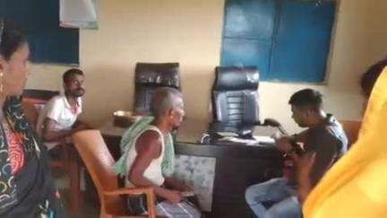 रहुई: रहुई में तेज़ी से बन रहे हैं आयुष्मान कार्ड, 300 लोगों के कार्ड बनाए गए