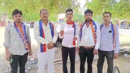 महोबा: बैंदो गांव में बंटवारे के बाद भी जमीन पर कब्जा, किसान ने चचेरे परिजनों पर जान से मारने की धमकी का लगाया आरोप