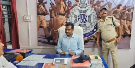 चुरहट: सीधी पुलिस अधीक्षक डॉ. रविंद्र वर्मा ने चुरहट थाने का औचक निरीक्षण किया