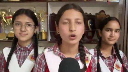 कुल्लू: सुल्तानपुर कन्या स्कूल की इन छात्राओं ने बारहवीं कक्षा के बोर्ड परीक्षा परिणाम में 95% अंक प्राप्त कर किया नाम रोशन