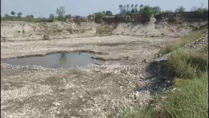गुप्त सूचना पर सीएम फ्लाइंग टीम ने प्रतापनगर के डांडीपुर में खनन क्षेत्र का दौरा किया, अवैध खनन के निशान मिले