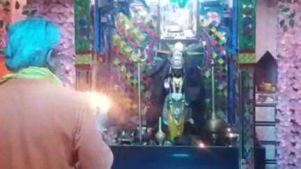 लटेरी: शनि देव जन्मोत्सव पर लटेरी के शनि मंदिर में हुई विशेष पूजा-अर्चना