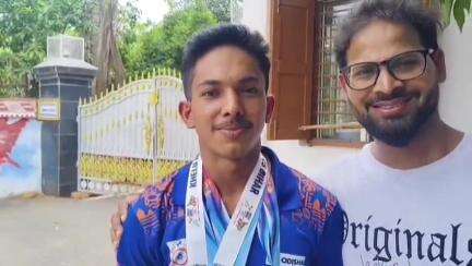 ଛତ୍ରପୁର: ମନ କି ବାତ୍ ରେ ଓଡିଆ ପୁଅ ହର୍ଷବର୍ଦ୍ଧନଙ୍କୁ ପ୍ରଶଂସା କଲେ ମୋଦୀ, ଛତ୍ରପୁରରେ ସମ୍ବର୍ଦ୍ଧିତ କଲେ ଗଞ୍ଜାମ ଜିଲ୍ଲାପାଳ