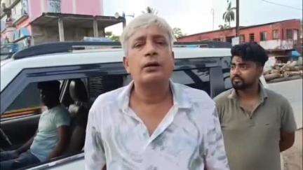 বসিরহাট ২: হাসনাবাদ জমি রেজিস্ট্রি অফিসের সামনে ধুন্ধুমার প্রসঙ্গে খোলাপোতা থেকে বিস্ফোরক জেলা পরিষদের ভূমি কর্মদক্ষের