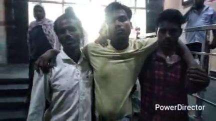 कटिहार: सुखासन भेलबाड़ी में दो पक्षों में मारपीट, एक व्यक्ति जख्मी, अस्पताल में भर्ती