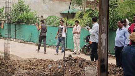 नागौद: एसडीएम के आदेश पर नगर परिषद कार्यालय नागौद के पीछे हो रहा निर्माण कार्य रोका गया