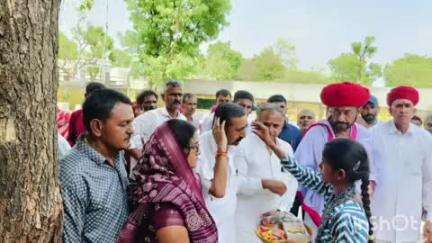 सिरोही: पंचायती राज मंत्री जिले के दौरे पर, विभिन्न गांवों में विकास कार्यों का लोकार्पण एवं जनसुनवाई