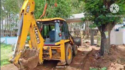 জয়পুর: বড়গ্রাম উপস্বাস্থ্য কেন্দ্রের কাজের পরিদর্শন করলেন সংশ্লিষ্ট দপ্তরে ইঞ্জিনিয়ার ও জেলা পরিষদের সদস্য