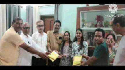 पतरातू: भदानीनगर मंडल गली में बच्ची देवी सेवा समिति द्वारा सम्मान समारोह का आयोजन, बधाई देने वालों का लगा तांता