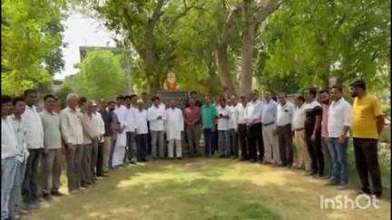 शिवगंज: नेहरू नगर में पंडित जवाहरलाल नेहरू की पुण्यतिथि पर पूर्व विधायक संयम लोढ़ा समेत कई नेताओं ने दी श्रद्धांजलि