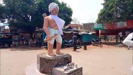 रामपुर नैकिन: कुसमहर में अज्ञात लोगों ने भगवान बिरसा मुंडा की मूर्ति तोड़ी, मामला हुआ दर्ज