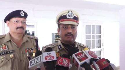 शाहजहांपुर: डीआईजी अजय कुमार साहनी ने पुलिस लाइन और थानों का किया निरीक्षण, मीडिया को दी जानकारी
