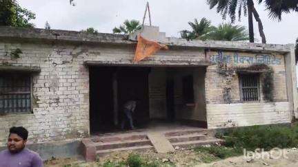 समस्तीपुर: जिले के छतौना पैक्स से जुड़े 2 हजार किसानों को योजनाओं का नहीं मिल रहा लाभ, पैक्स भवन जर्जर #jansamasya