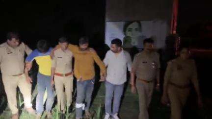बड़ौत: माखर पुलिया पर झपटमारी के मामले में वांछित 2 आरोपियों के साथ पुलिस की हुई मुठभेड़, गोली लगने से एक आरोपी हुआ घायल