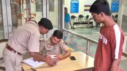 करनाल: बासो गेट के पास 3 युवकों पर किया गया हमला, घायल अवस्था में हॉस्पिटल में भर्ती; पुलिस मौके पर पहुंची